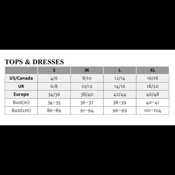 NWT ❤️LAST 1!❤️Black Short-Sleeve KnottedHem Tee - Picture 2 of 5